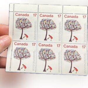 🎈4/$20 - #842 CANADA 1979 UN International Year of the Child 17¢ 6-Stamp Block.